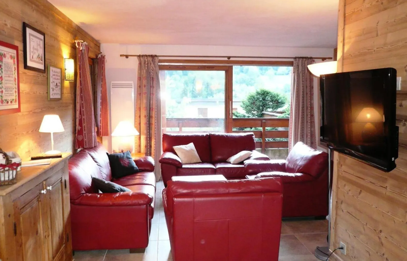 Residence Le Cristal - Appartement 4 Pieces De Charme En Duplex Pour 8 Personnes Situe Dans Meribel Centre Proche Des Commerces Mae-2007 Les Allues