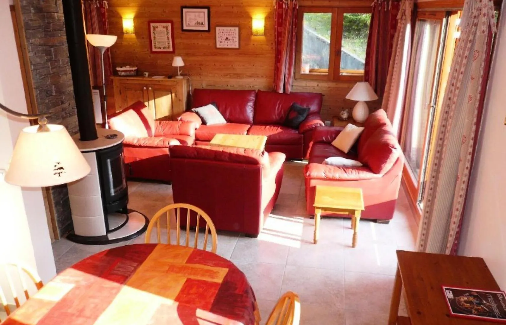 Residence Le Cristal - Appartement 4 Pieces De Charme En Duplex Pour 8 Personnes Situe Dans Meribel Centre Proche Des Commerces Mae-2007 location